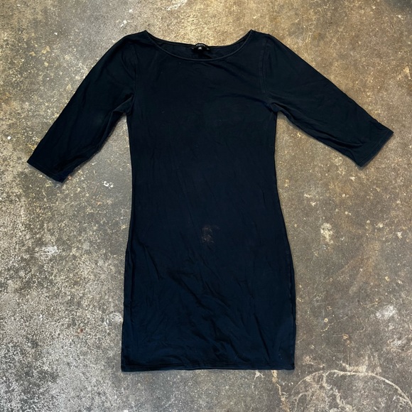 Babaton Dresses & Skirts - Babaton black dress